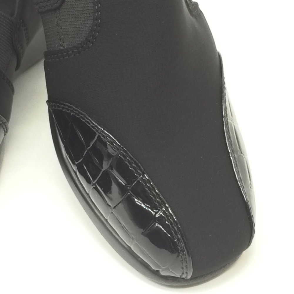 Clarks' Ladies Black "Gael Rex" Patent Leather Wedge Shoe Size 6M